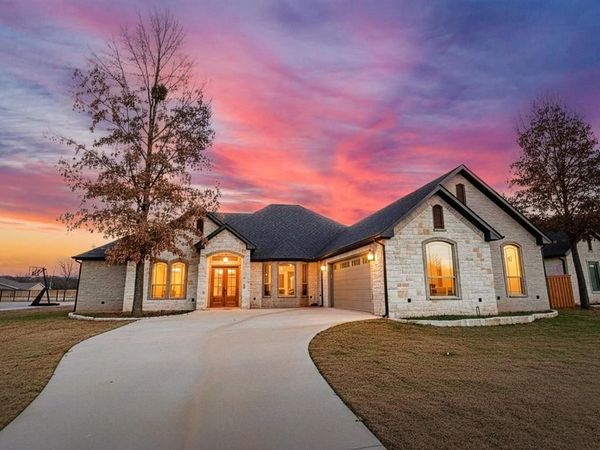 93 Ryder Cup Trail, Hideaway, TX 75771