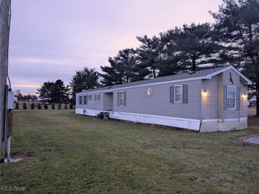 9623 Yoder Road, Sterling, OH 44276