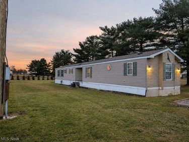 9623 Yoder Road, Sterling, OH 44276