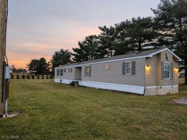 9623 Yoder Road, Sterling, OH 44276