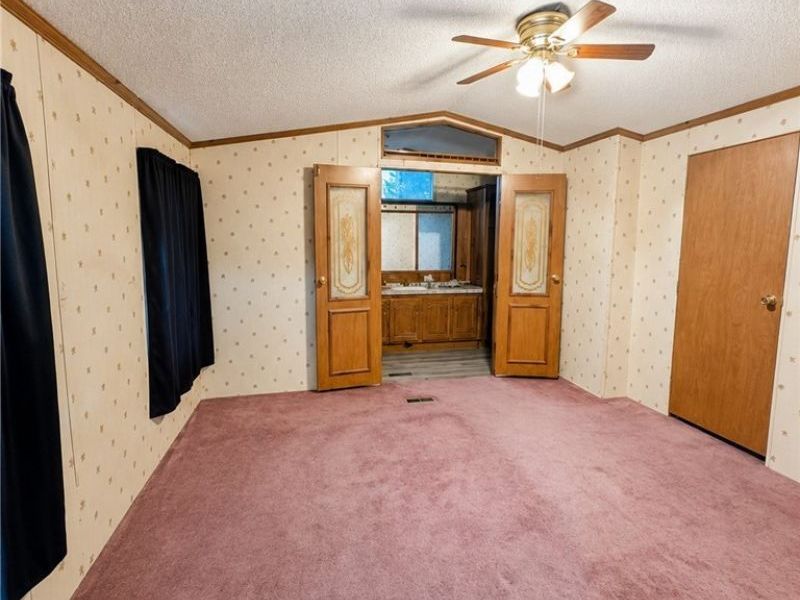 9623 Yoder Road, Sterling, OH 44276 Photo 12
