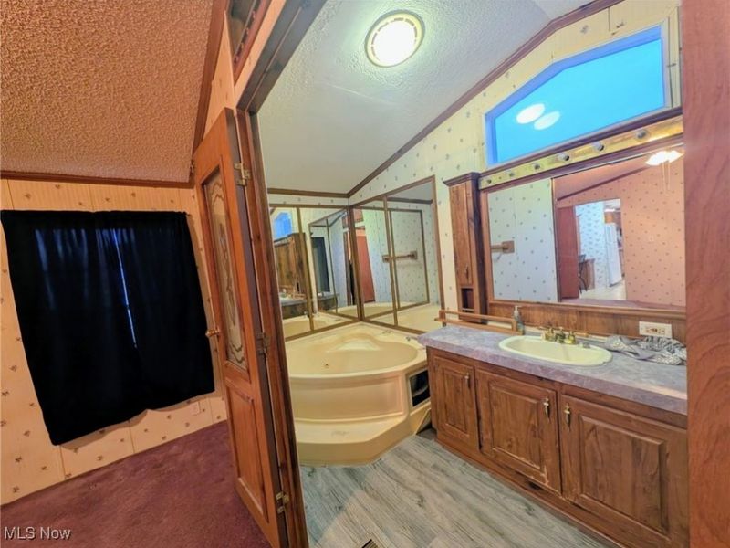 9623 Yoder Road, Sterling, OH 44276 Photo 17