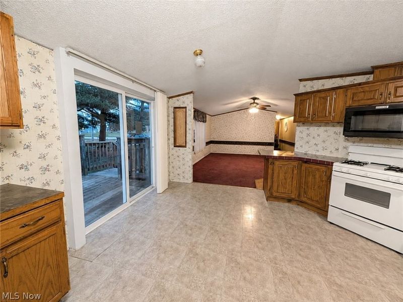 9623 Yoder Road, Sterling, OH 44276 Photo 5