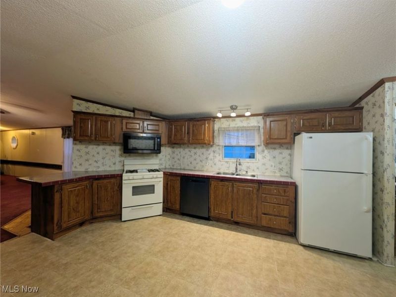 9623 Yoder Road, Sterling, OH 44276 Photo 9