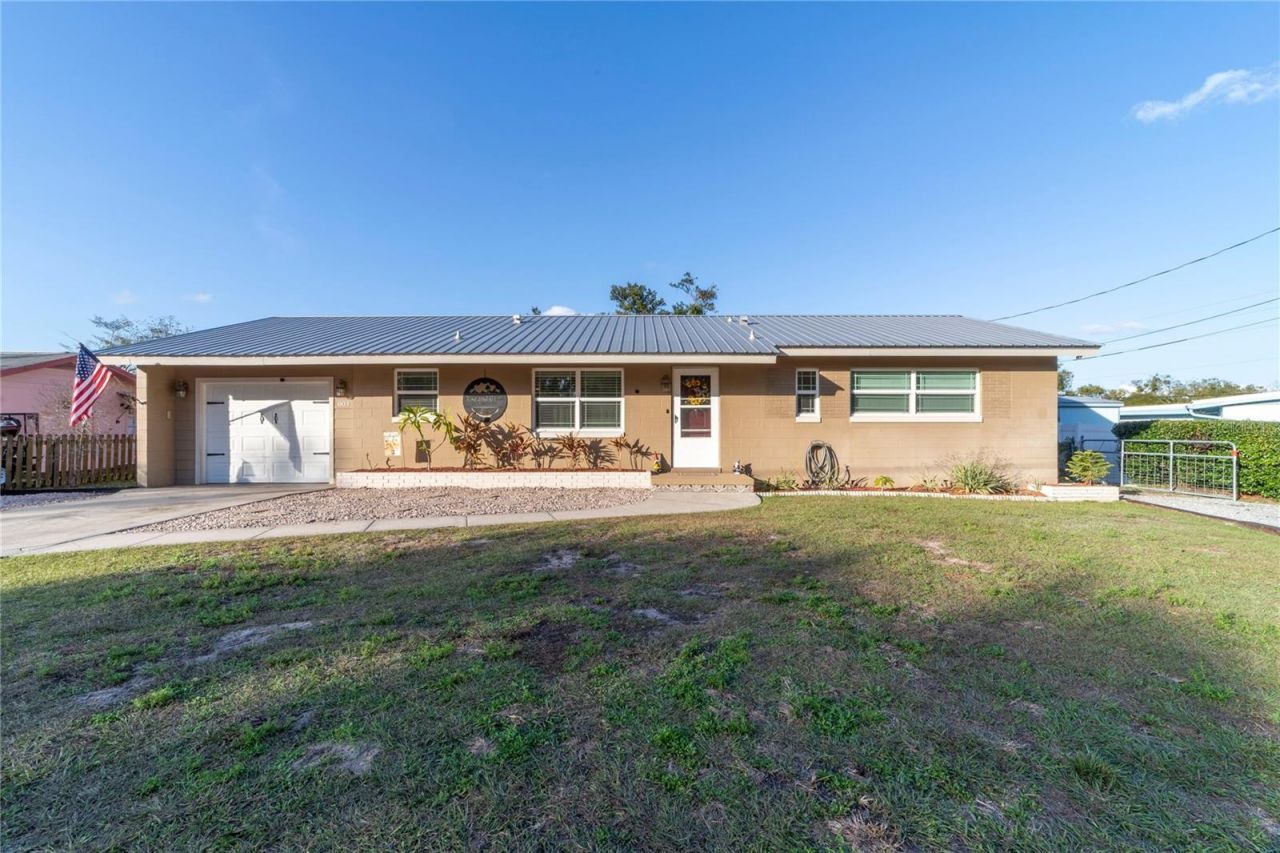 603 W Pennsylvania Avenue, Deland, FL 32720 Main Photo