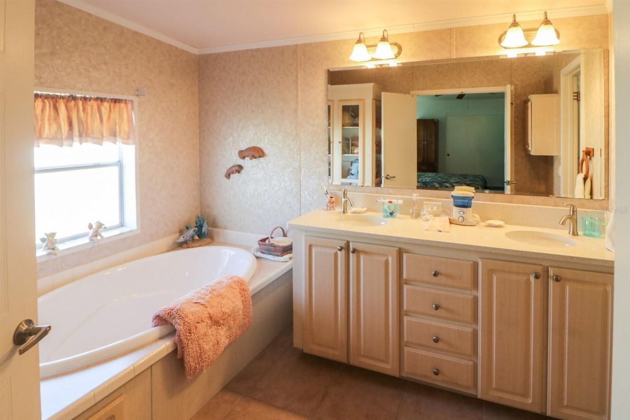 5601 Duncan Rd. # 93, Punta Gorda, FL 33982 Photo