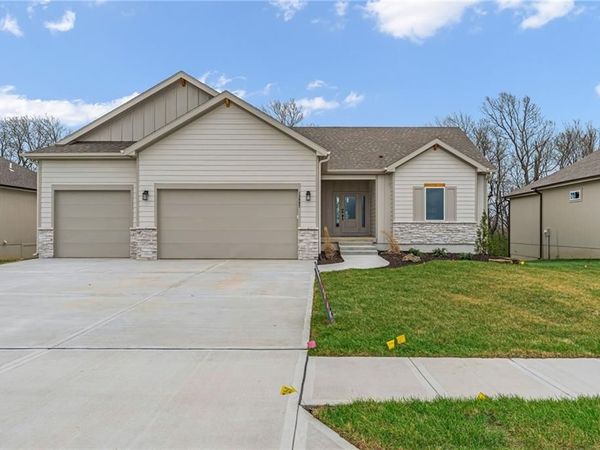 13997 S Landon Street, Olathe, KS 66061