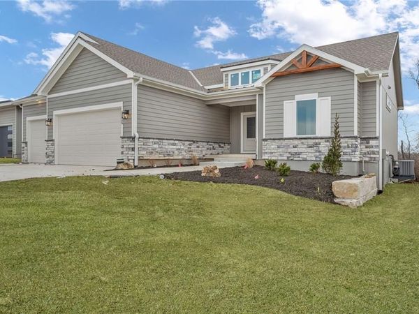 14045 S Landon Street, Olathe, KS 66061