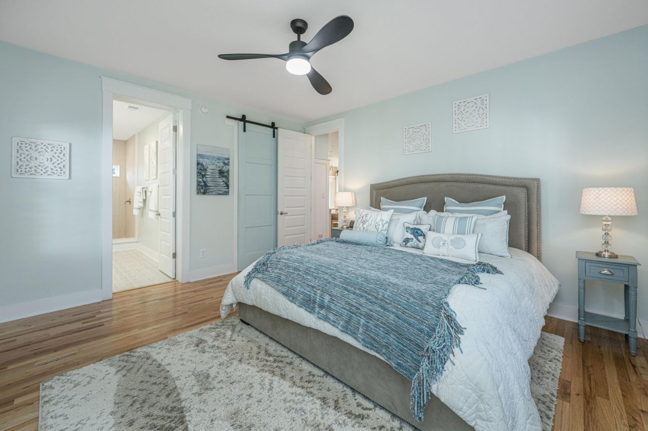 211 W Hudson Avenue Photo 18