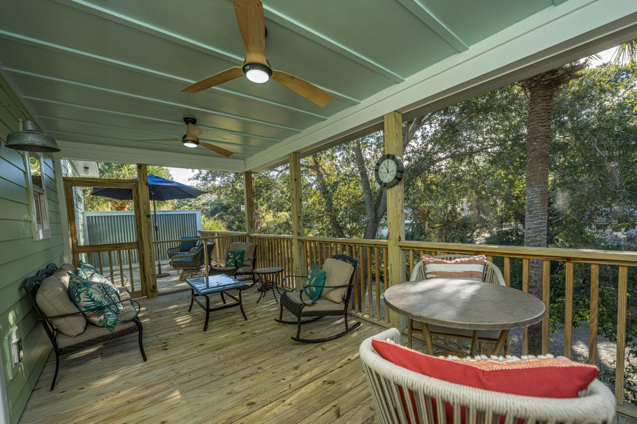 211 W Hudson Avenue Photo 32