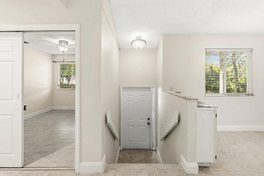 9770 Nickels Boulevard, Unit 405, Boynton Beach, FL 33436 Photo