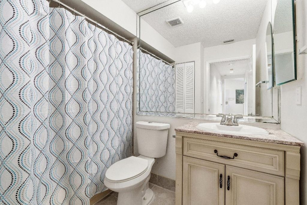 9770 Nickels Boulevard, Unit 405, Boynton Beach, FL 33436 Photo