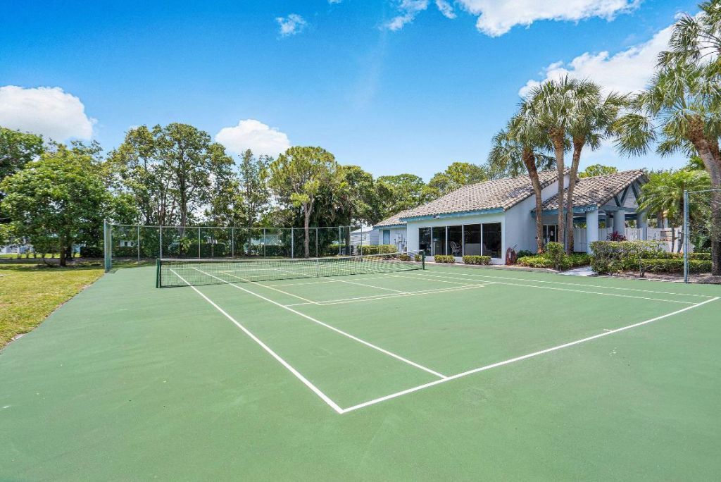 9770 Nickels Boulevard, Unit 405, Boynton Beach, FL 33436 Photo