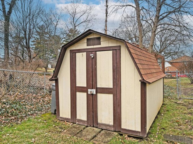 5734 Wielert Avenue, Cincinnati, OH 45239 Photo 38