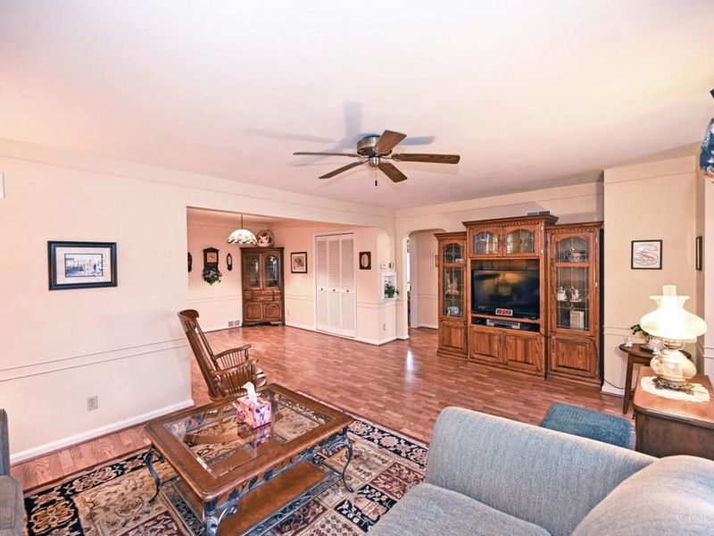 5734 Wielert Avenue, Cincinnati, OH 45239 Photo 8