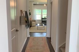 1036 Patagonia Street photo 4