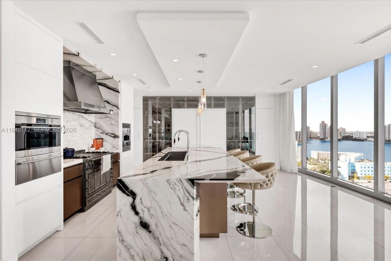 17975 Collins Ave, Unit N-1902, Sunny Isles Beach, FL 33160 Photo