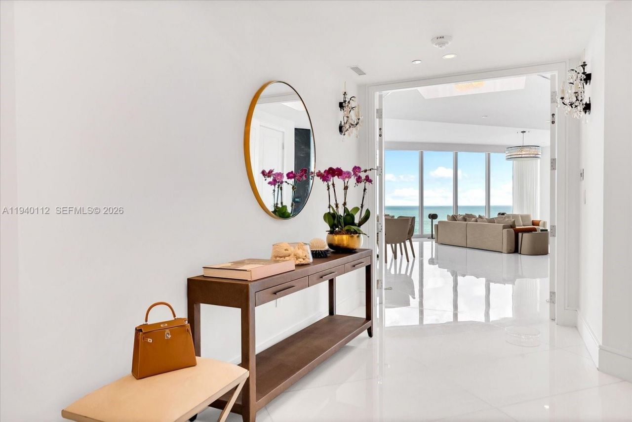 17975 Collins Ave, Unit N-1902, Sunny Isles Beach, FL 33160 Photo