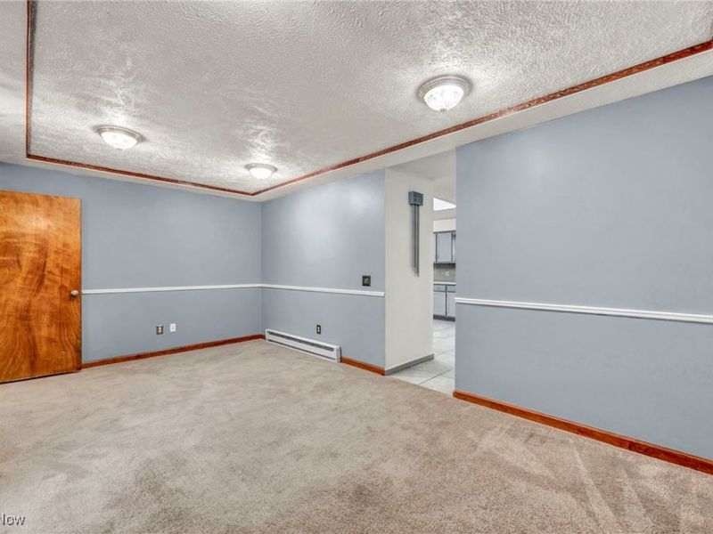 132 Mount Vernon Court, Elyria, OH 44035 Photo 17