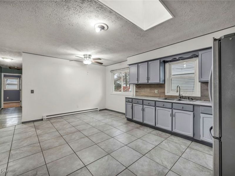 132 Mount Vernon Court, Elyria, OH 44035 Photo 22