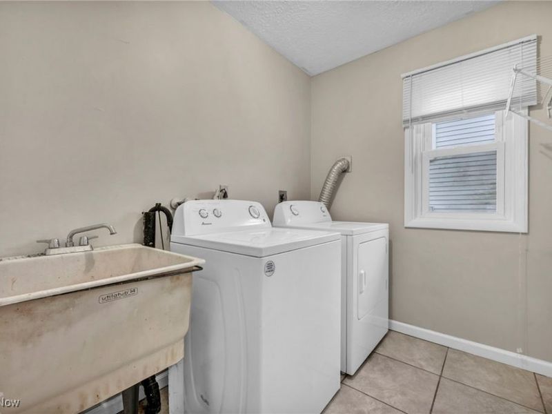 132 Mount Vernon Court, Elyria, OH 44035 Photo 44