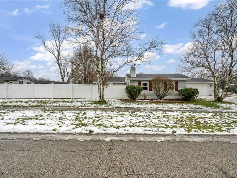 132 Mount Vernon Court, Elyria, OH 44035 Photo 8