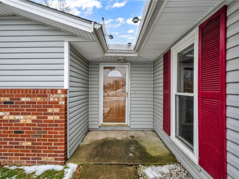 132 Mount Vernon Court, Elyria, OH 44035 Photo 9