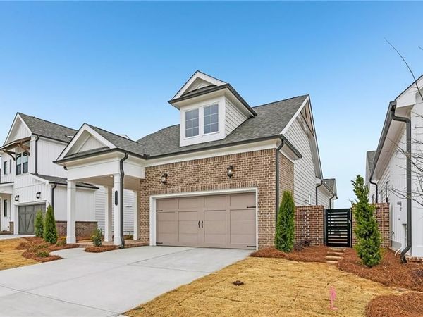 172 Herring Drive, Hoschton, GA 30548