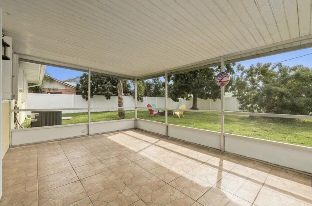 772 SE Thornhill Drive, Port Saint Lucie, FL 34983 Photo