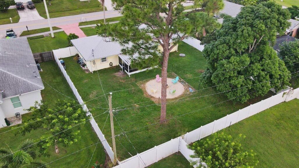 772 SE Thornhill Drive, Port Saint Lucie, FL 34983 Photo