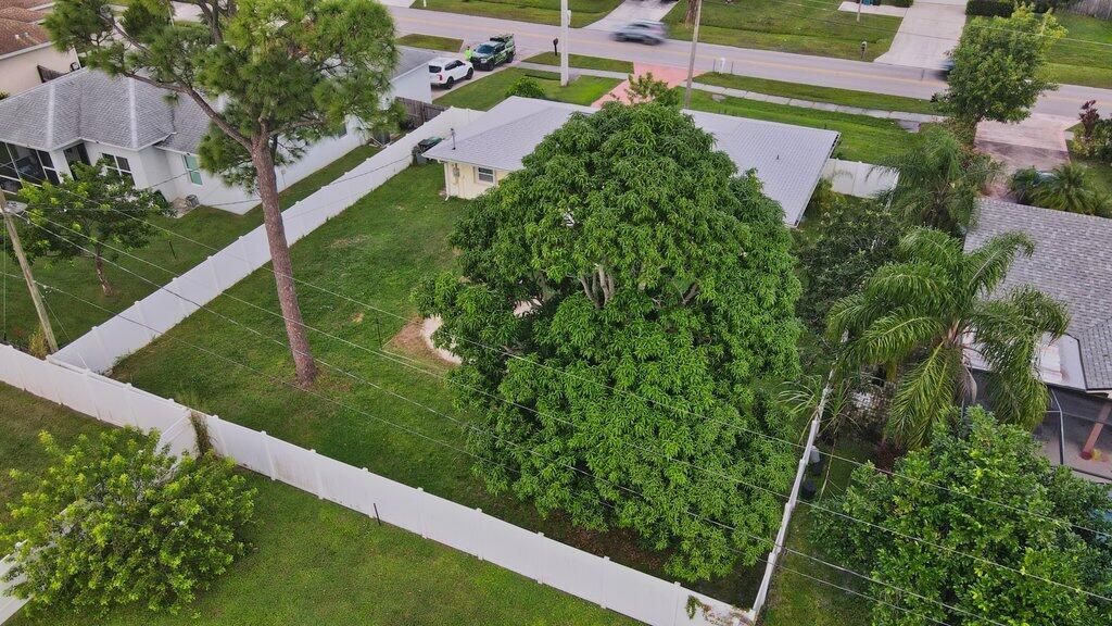 772 SE Thornhill Drive, Port Saint Lucie, FL 34983 Photo