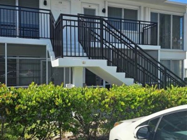 1045 SE 15th St, Unit 13C, Fort Lauderdale, FL 33316