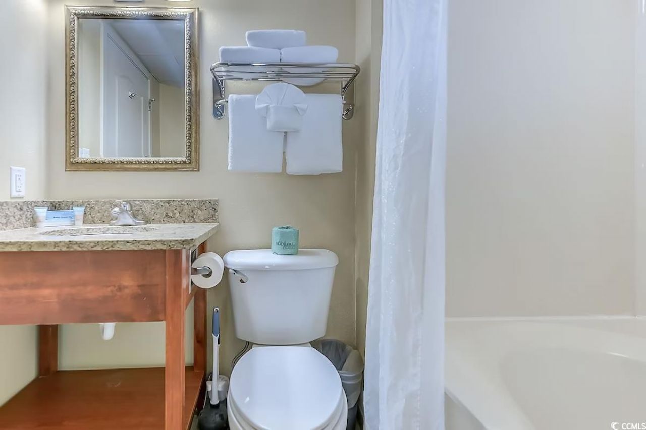 2504 N Ocean Blvd. Photo 11