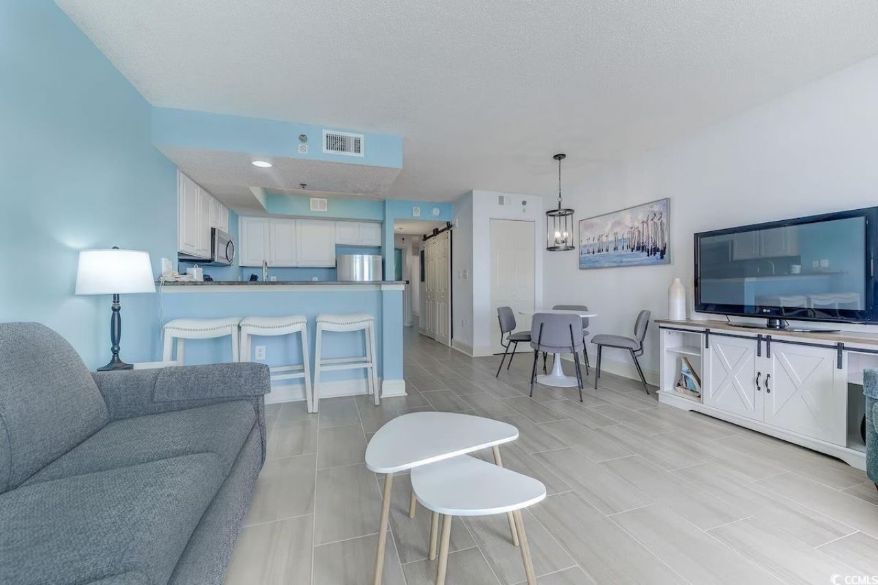 2504 N Ocean Blvd. Photo 4