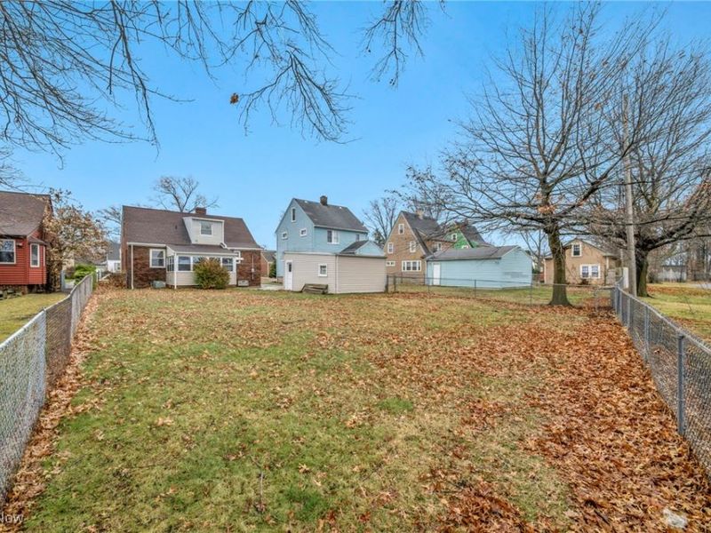 766 E 232nd Street, Euclid, OH 44123 Photo 8