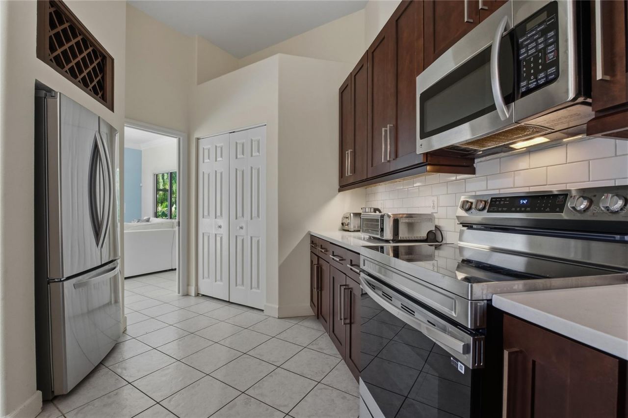 8717 54th Avenue E, Unit NA, Bradenton, FL 34211 Photo