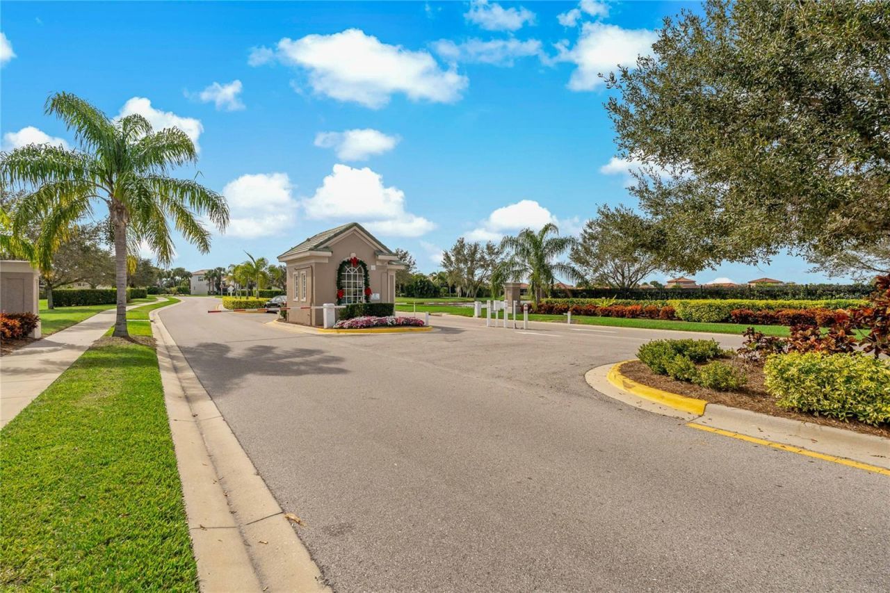 8717 54th Avenue E, Unit NA, Bradenton, FL 34211 Photo