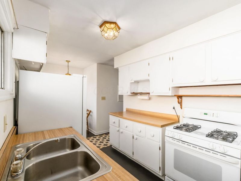 161 N Gould Road, Columbus, OH 43209 Photo 20