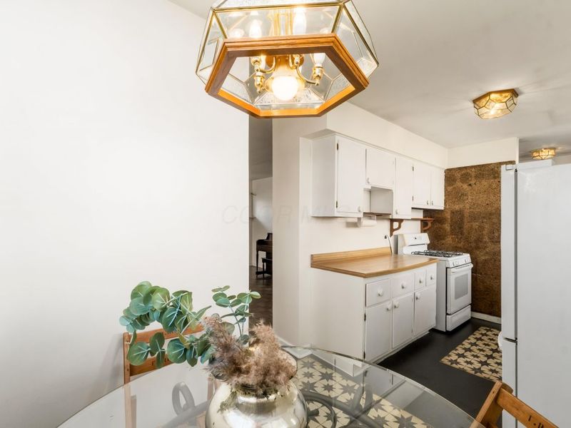 161 N Gould Road, Columbus, OH 43209 Photo 21