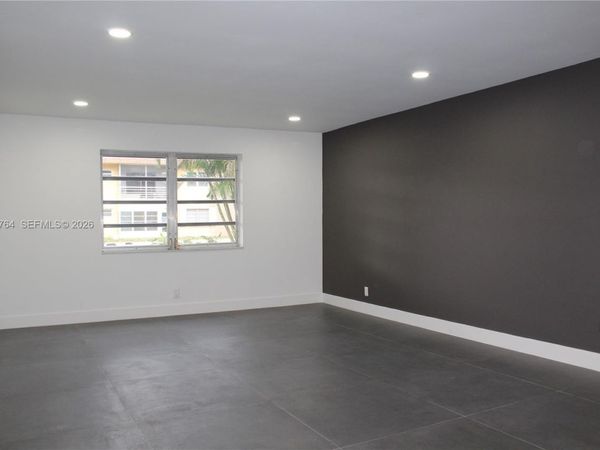 5140 SW 40th Ave , Unit 3C, Dania Beach, FL 33314