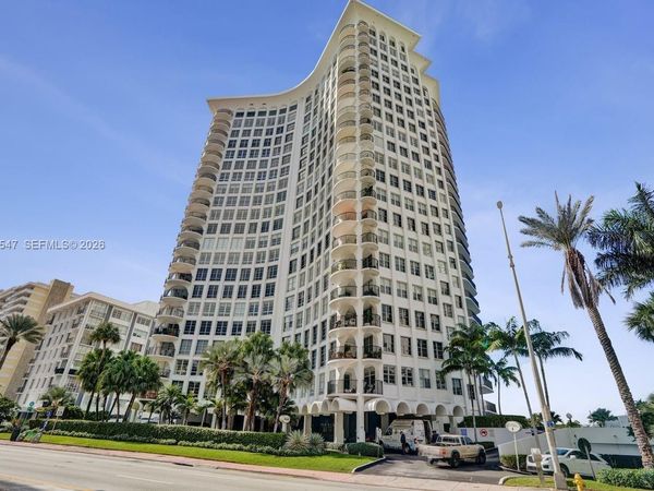 5660 Collins Ave, Unit 11E, Miami Beach, FL 33140
