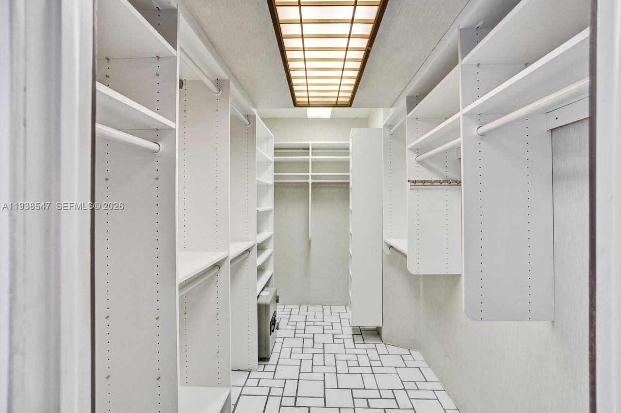 5660 Collins Ave, Unit 11E, Miami Beach, FL 33140 Photo