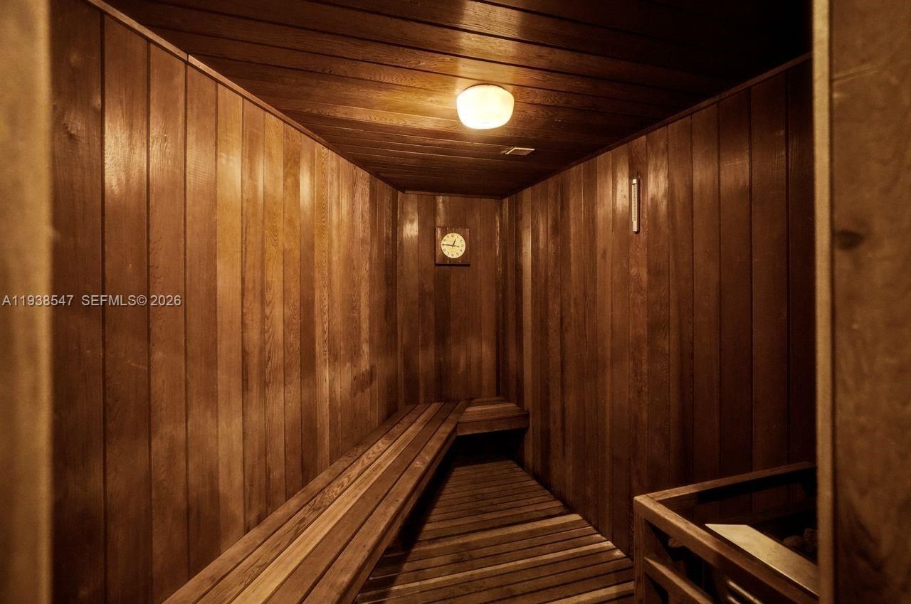 5660 Collins Ave, Unit 11E, Miami Beach, FL 33140 Photo