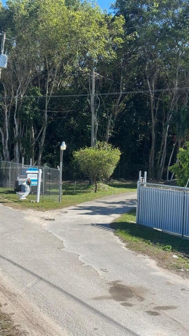 17540 SW 254th St, Homestead, FL 33031 Photo