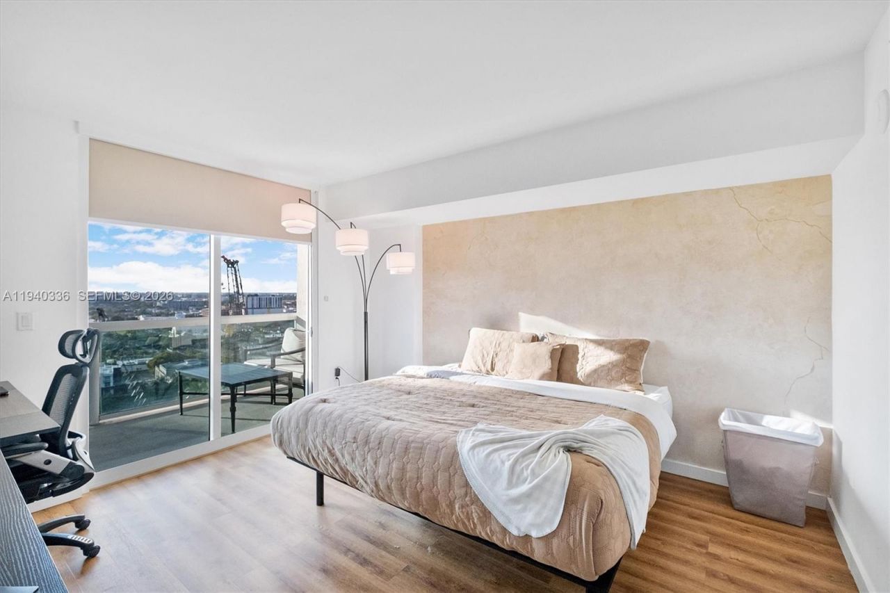 1800 N Bayshore Dr, Unit 2006, Miami, FL 33132 Photo