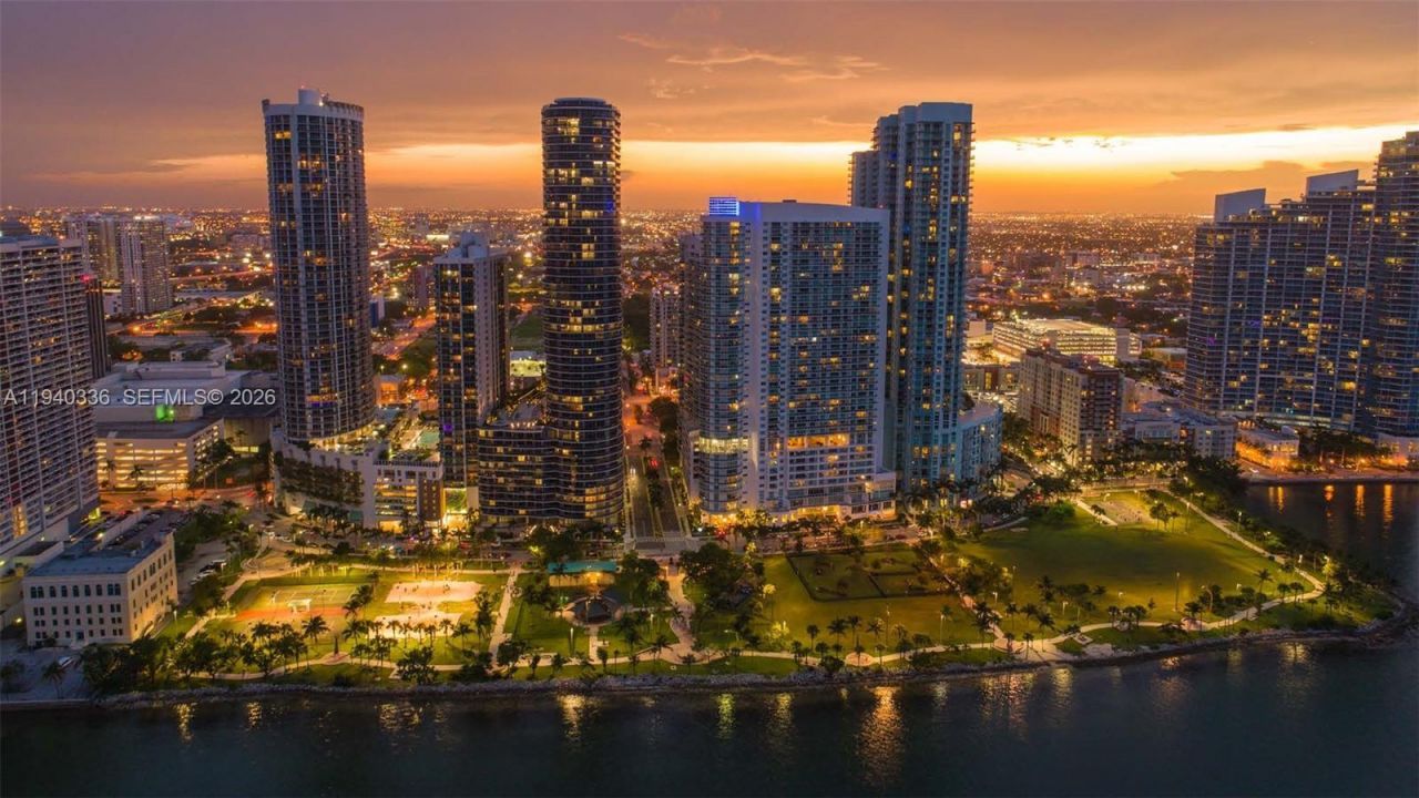 1800 N Bayshore Dr, Unit 2006, Miami, FL 33132 Photo