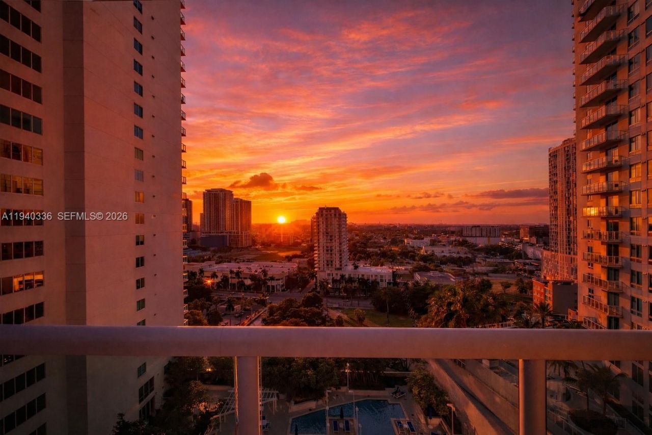 1800 N Bayshore Dr, Unit 2006, Miami, FL 33132 Photo