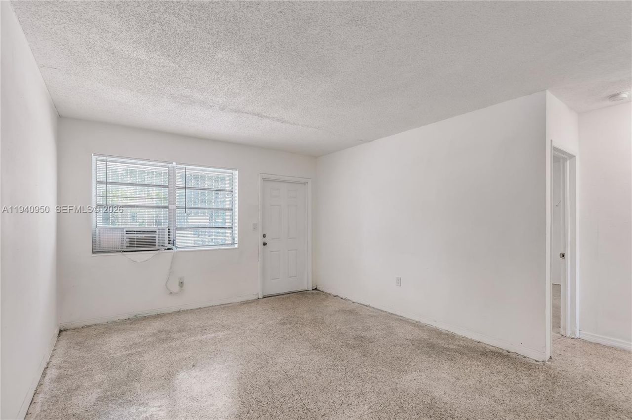 5800 NE 3rd Ave, Miami, FL 33137 Photo