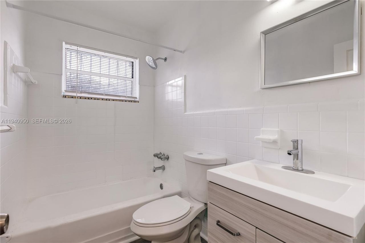 5800 NE 3rd Ave, Miami, FL 33137 Photo