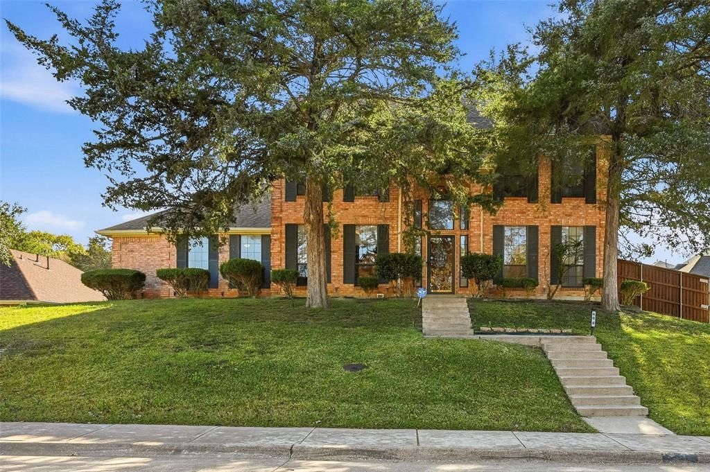 608 Ten Mile Drive, Desoto, TX 75115 Main Photo